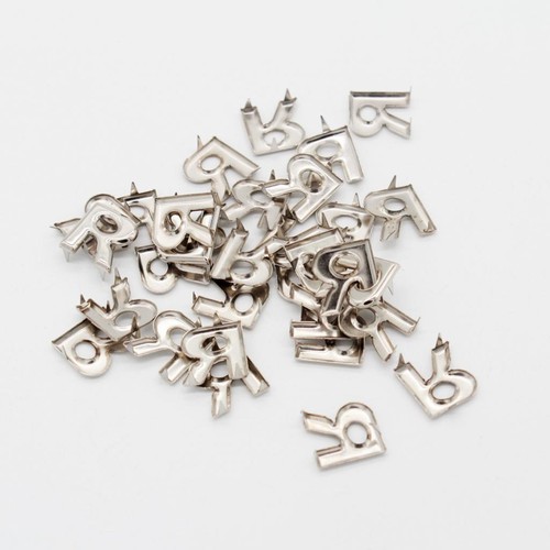 30pcs lettre griffe rivets
