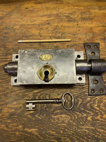 Ancienne serrure cellule - de, de