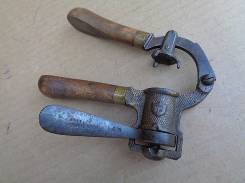 Ancien sertisseur cartouche - ancien, de
