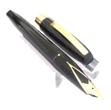 STYLO PLUME DE PRESTIGE SHEAFFER MODELE TRIUMPH PLUME PLAQUE OR23K Q295