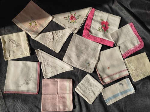 Lot mouchoirs anciens - lot,