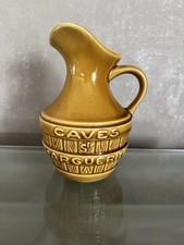 Pichet  Publicitaire Jaune  Faïence signé Desvres Caves Sainte Ste Marguerite