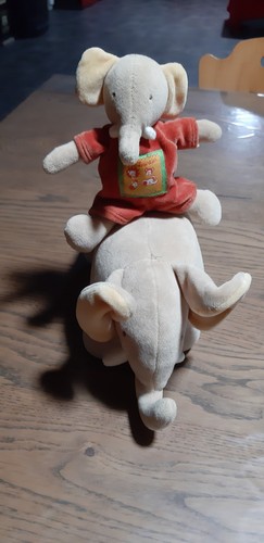 Peluche musicale éléphant - musicale,