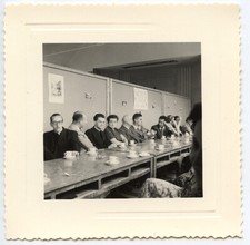 Réunion table grande tablée