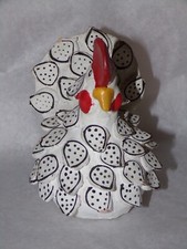 Figurine poule en argile