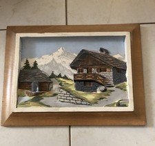 Tableau Vintage En Relief Chalet Fontaine Alpage Montagne Bois Sculpté