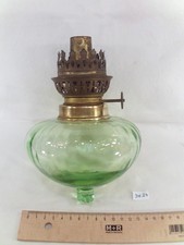 ancien réservoir ou toupie en verre vert de lampe à pétrole Ø 13,6 cm (DH24)