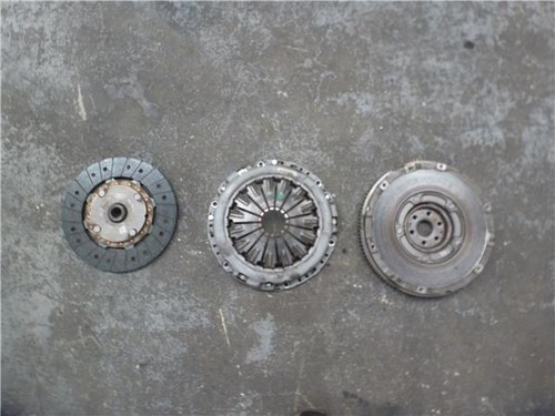 Volant moteur ford max - moteur, ceu