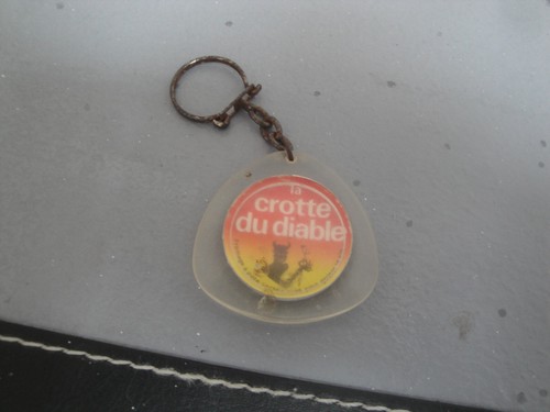Porte clé crotte - porte-clé,