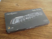 Grosse maquette Dazzling steamliner loco steampunk mécanisme à clef 256 p inox