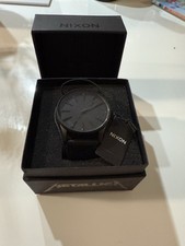 Montre Nixon Metallica Black Album Neuve.