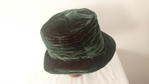 Chapeau femme 1970 - chapeau, "femme"