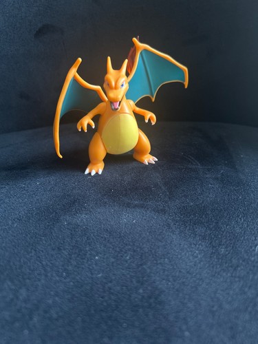 Figurine dracaufeu pokémon - figurine,