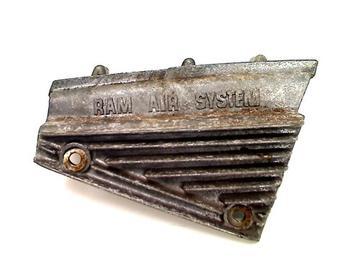 Couvercle moteur droit suzuki - moteur,