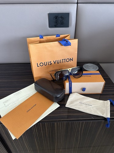 Authentic louis vuitton - authentic,