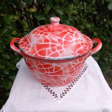 Soupière ancienne en tôle