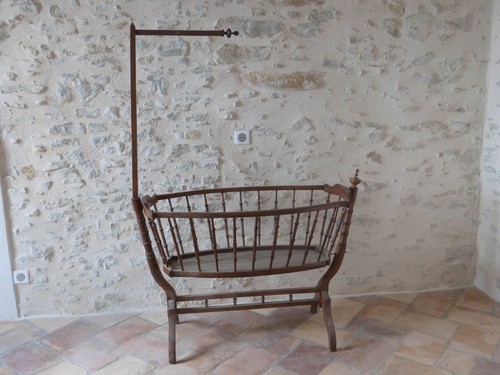 Ancien berceau bois avec - en,