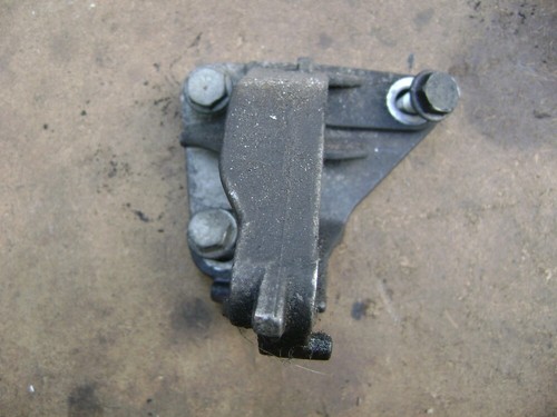 Support moteur arriere - support,