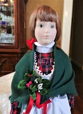 THE HOLLY AND MISTLETOE GIRL