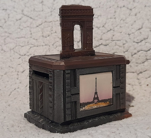 Ancienne tirelire boite - ancienne,