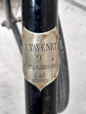 1919 Vélo de compétition sur plateau E. TAVENET. d'origine Bon état général