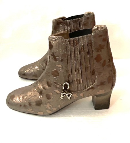 Neuves bottines talon en - à,