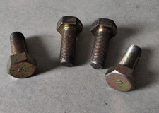 0107351230 Boulon de support