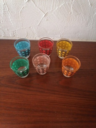 Petits verres liqueur style - 6,