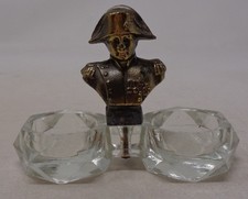 joli et ancien saleron avec petit buste de napoléon 1°,