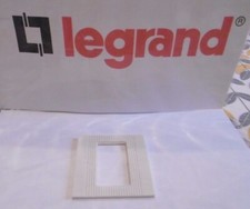 LEGRAND CHAMBORD  1 PLAQUE