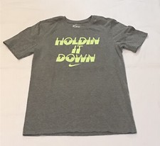 Mens Nike T shirt Size Small