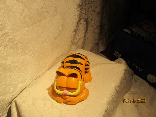 Garfield telephone eyes - eyes, &