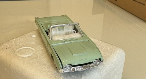 Voiture miniature - miniature, 1:43