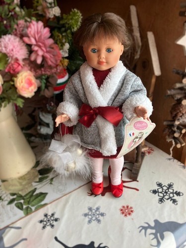 Poupee neuve marie - marie, francoise