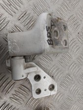 Charniere de porte de coffre