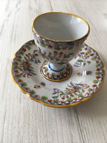 Coquetier faïence de - en,