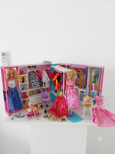 Grand lot barbie - grand,