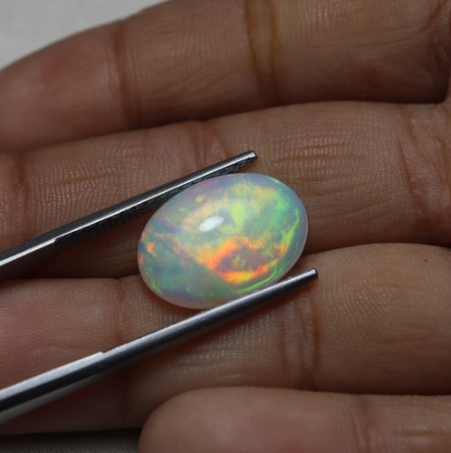 Cabochon ovale opale