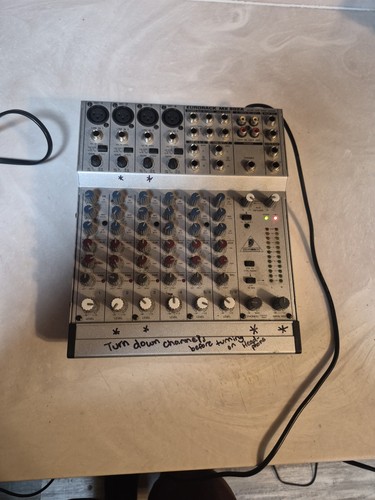 Behringer eurorack 802a - behringer,