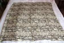 Grand coupon de soie ancien pour habillement. 2.10m x 1.10m