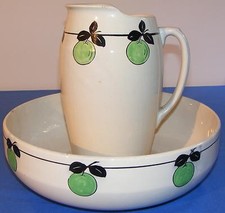 RARE ensemble de toilette faïence de SOMAIN decors pommes 211 début 20ème