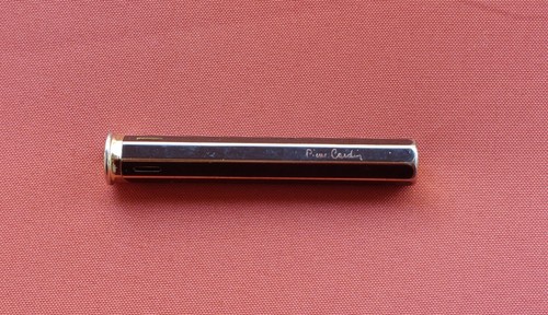 Briquet pierre cardin gaz - briquet,