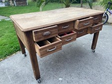 Meuble de Métier-comptoir de tapissier-16 tiroirs( 8 de chaque coté)