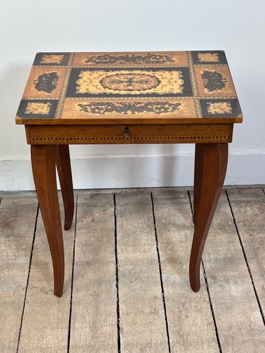 Table rangement musique - à,