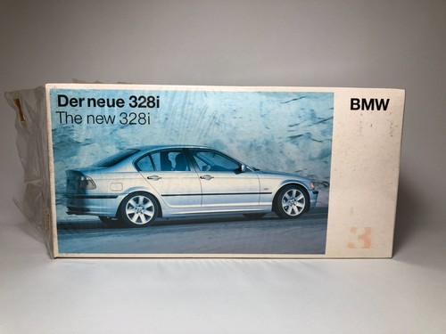 Models bmw 328i dealer - 1/18,
