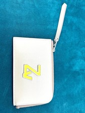 Zadig et Voltaire porte