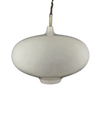 LUSTRE GLOBE EN OPALINE