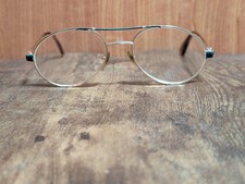 MONTURE DE LUNETTES OVALE