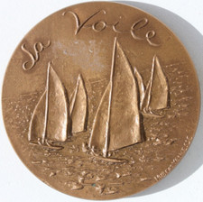 MEDAILLE DE TABLE EN BRONZE - LA VOILE - HUBERT YENCESSE - 1972 - 68 mm - 160 g