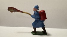 Soldat Poilu WW1 avec Lance flamme en très bel état. Plomb Creux